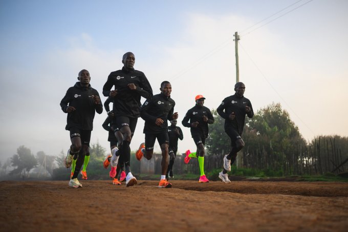 The benefits of running in groups - Vietnam.vn