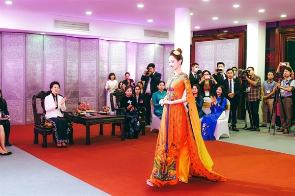 Promoting ao dai culture must truly have love and passion