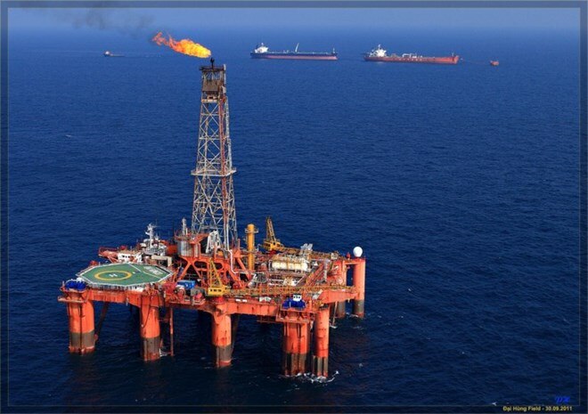 Giá dầu thế giới đi lên, trong nước dự báo giảm