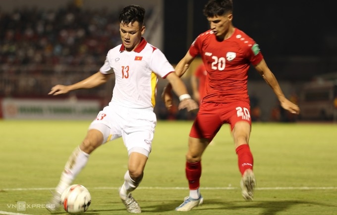 Hồ Tấn Tài trong trận giao hữu Việt Nam thắng Afghanistan 2-0 ngày 1/6/2022 trên sân Thống Nhất. Ảnh: Đức Đồng