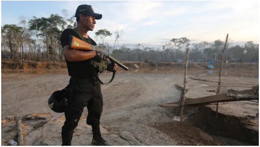 Nhóm vũ trang đột kích hầm mỏ ở Peru, bắt 4 người con tin - Ảnh 1.
