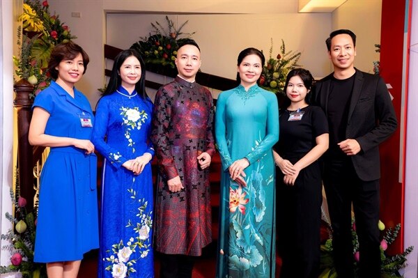 Ao dai needs official heritage recognition, Culture - Sports