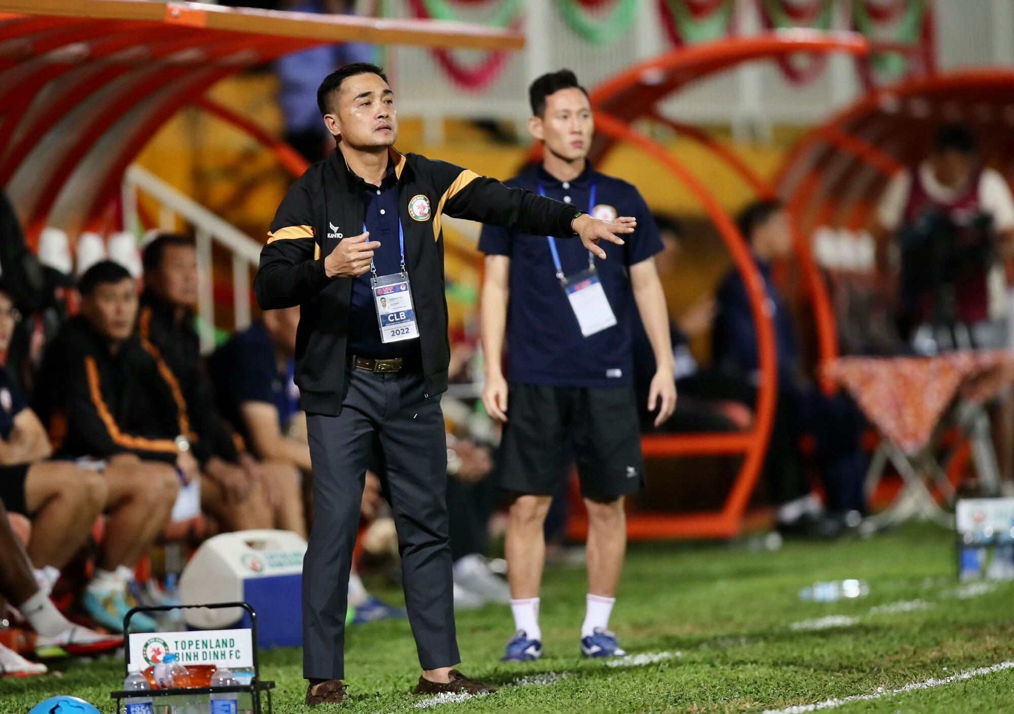 Coach Nguyen Duc Thang returns to the 'old home' of Viettel Sports Club ...