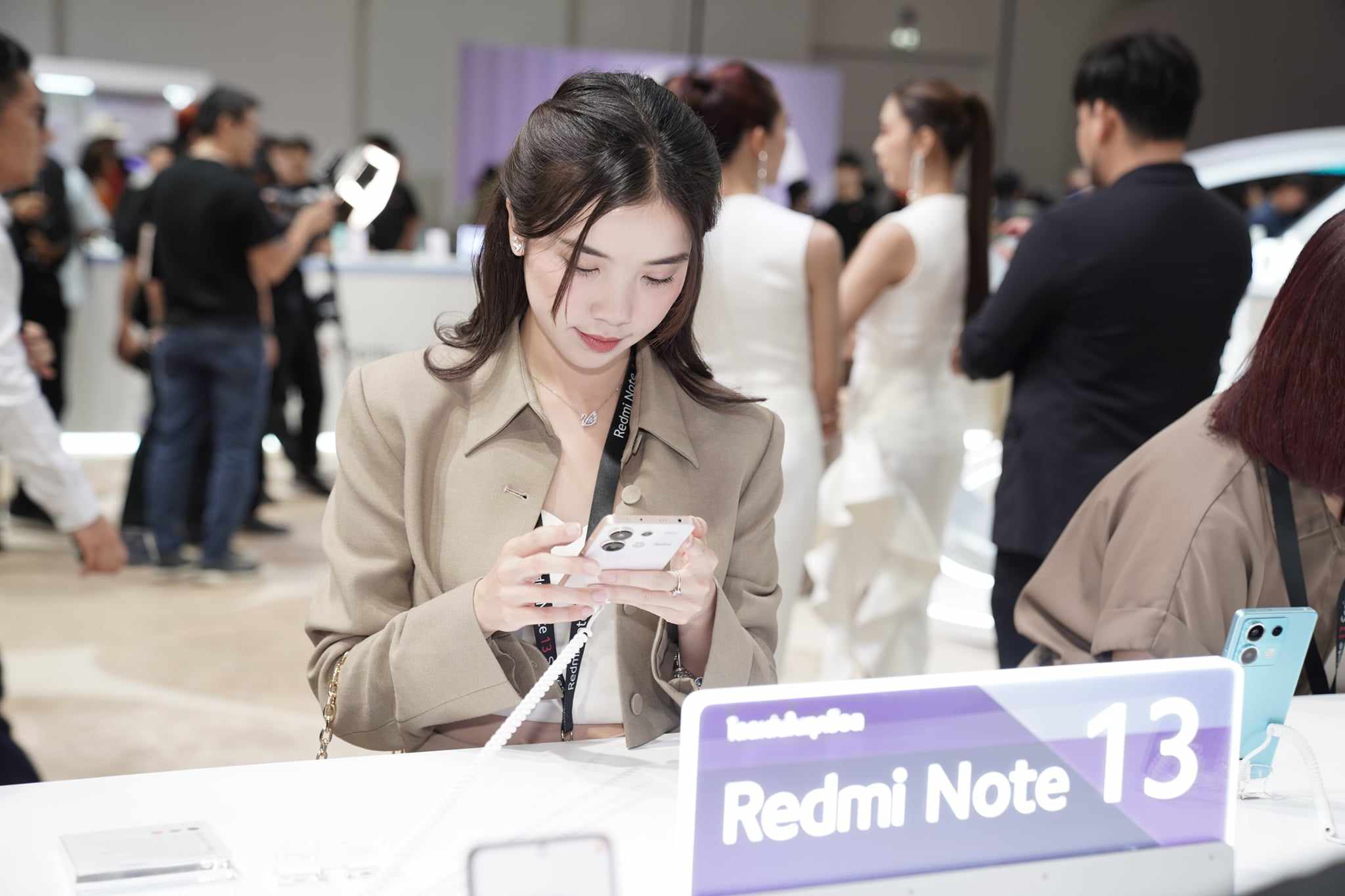 Redmi Note 13 Series chính thức ra mắt, giá từ 4,89 triệu đồng- Ảnh 3.