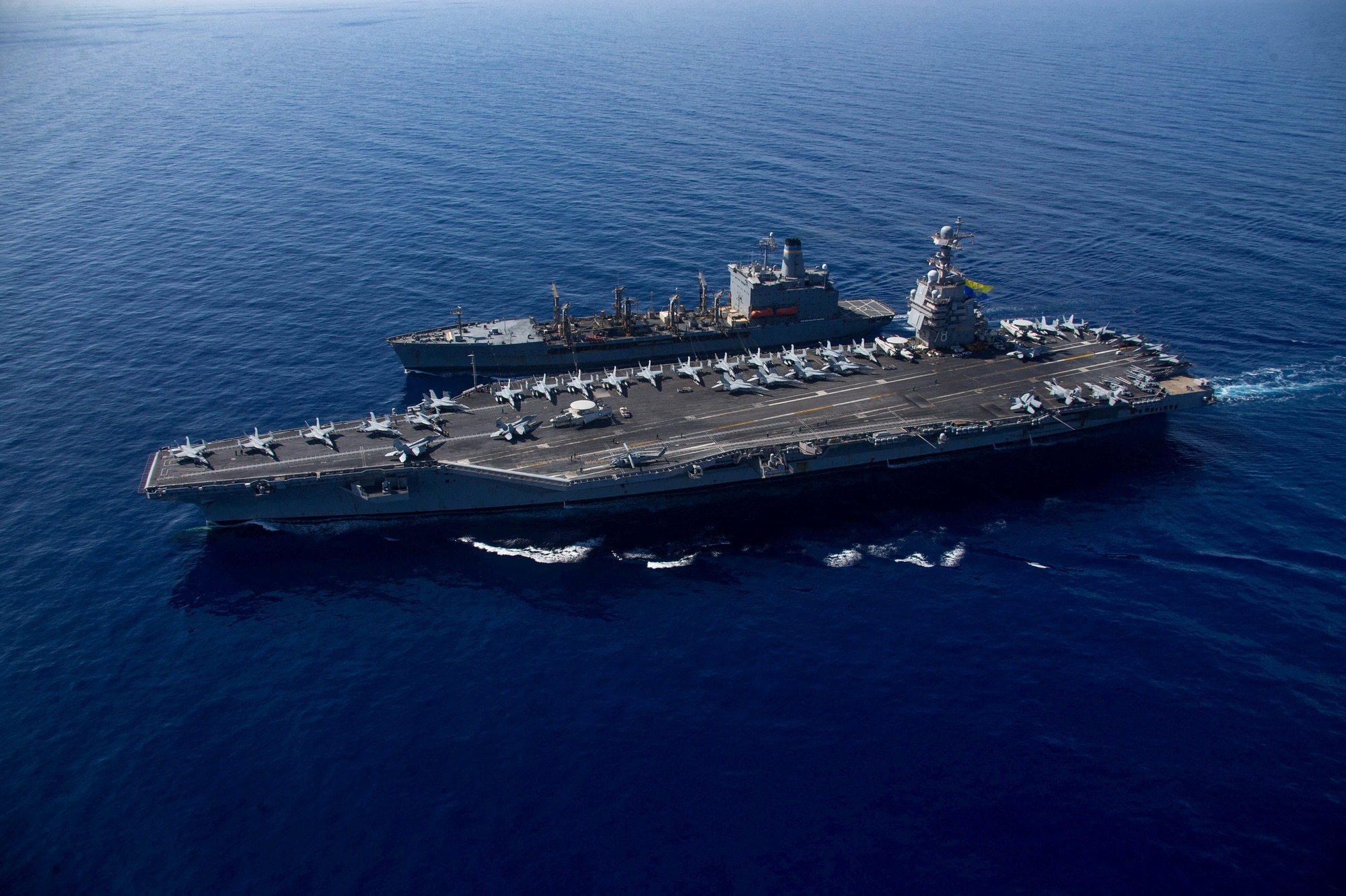 Mỹ rút bớt tàu sân bay khỏi Địa Trung Hải, gửi thông điệp mới đến Houthi- Ảnh 1.