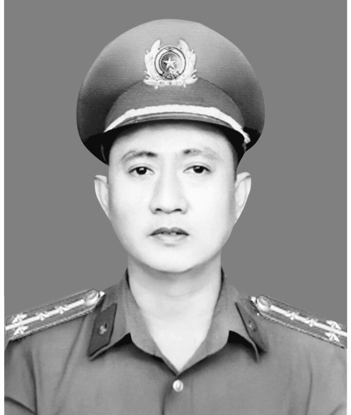 Đại tướng Tô Lâm ký quyết định truy phong cấp bậc hàm Trung tá đối với Đại uý Trần Duy Hùng - Phó trưởng Công an phường Thuỷ Vân (TP Huế)