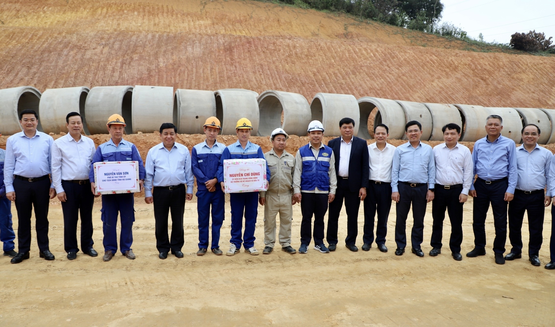 Kiểm tra tiến độ, đôn đốc giải ngân tại dự án cao tốc Tuyên Quang - Hà Giang