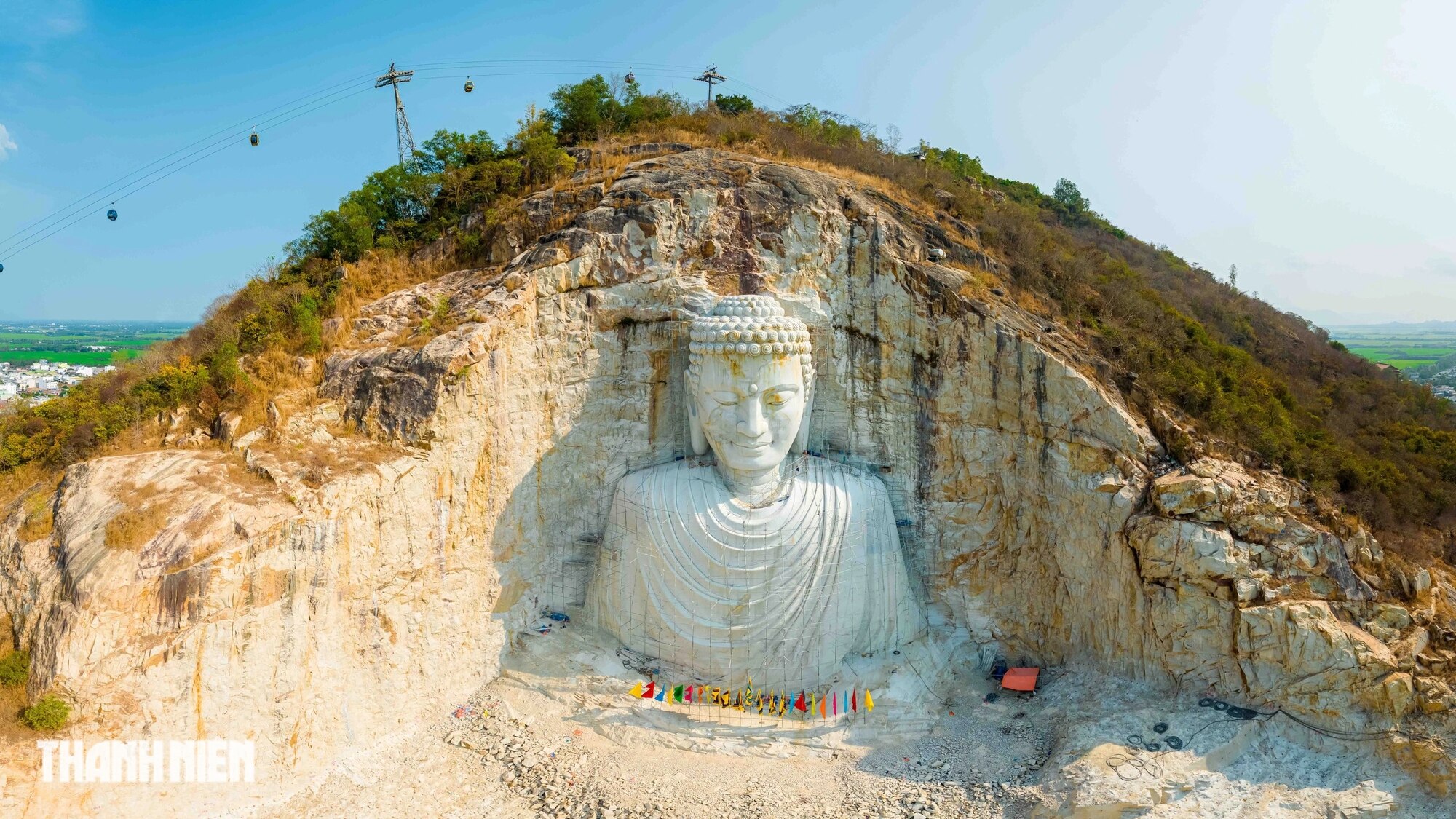 Chiêm ngưỡng tượng Phật cao 81m tạc trong vách núi An Giang- Ảnh 2.