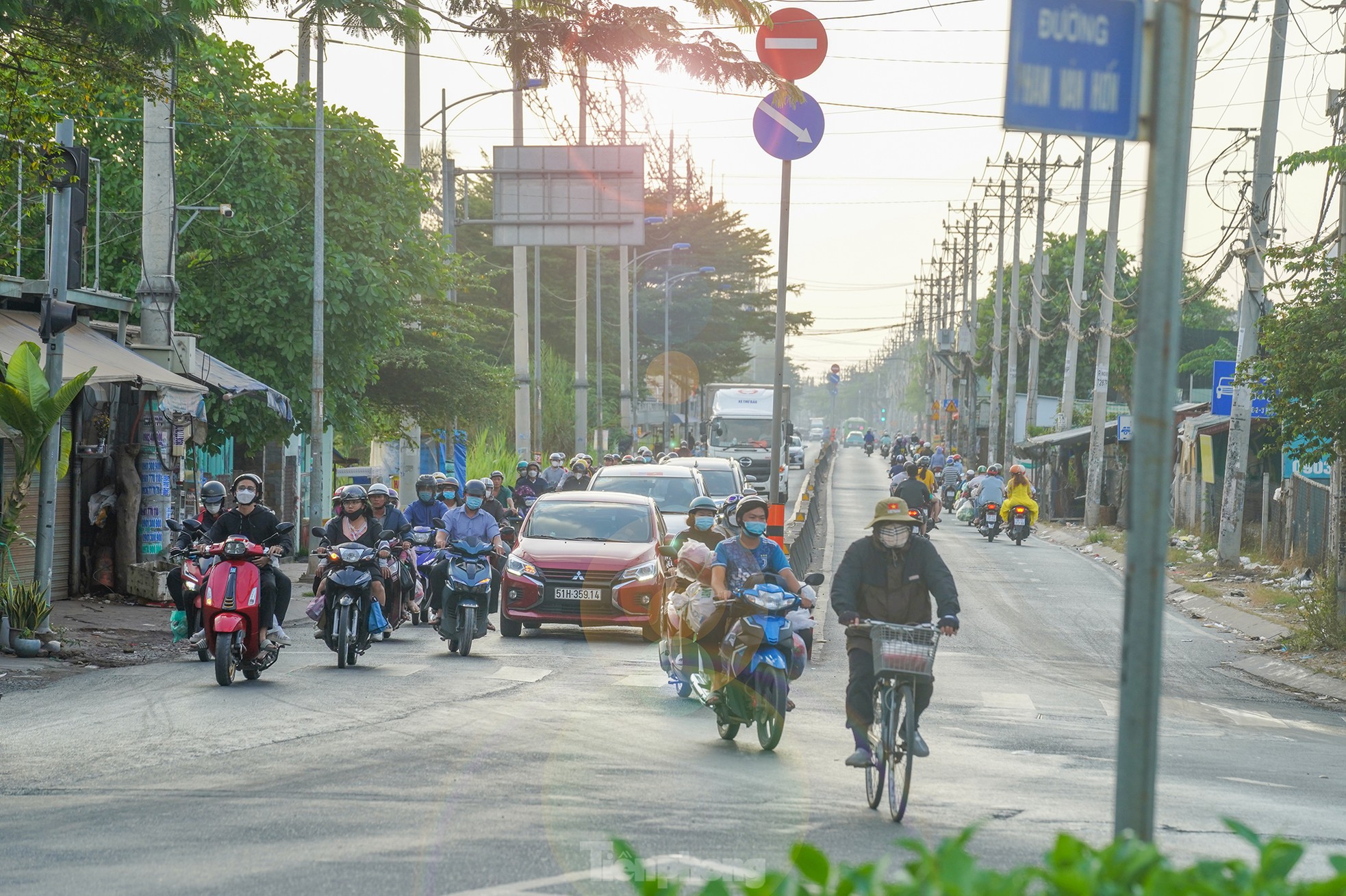 Hình ảnh TPHCM trước giờ giãn cách xã hội