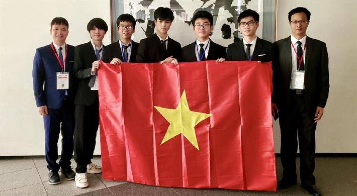 anhbaiduoi(2).jpg