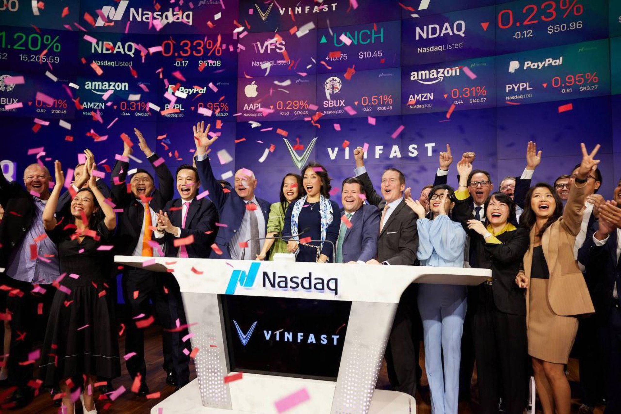 Sự kiện VinFast niêm yết trên sàn Nasdaq mở đường cho doanh nghiệp  Việt vươn ra toàn cầu