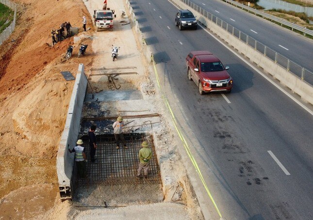 Cao tốc Mai Sơn - QL45 nhiều bất cập hạ tầng và nguy cơ tai nạn ảnh 2