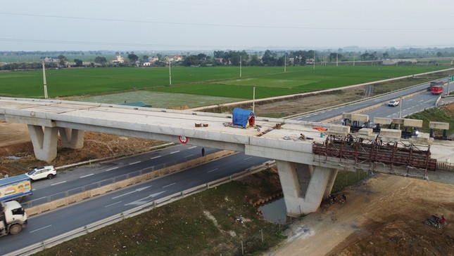 Cao tốc Mai Sơn - QL45 nhiều bất cập hạ tầng và nguy cơ tai nạn ảnh 5