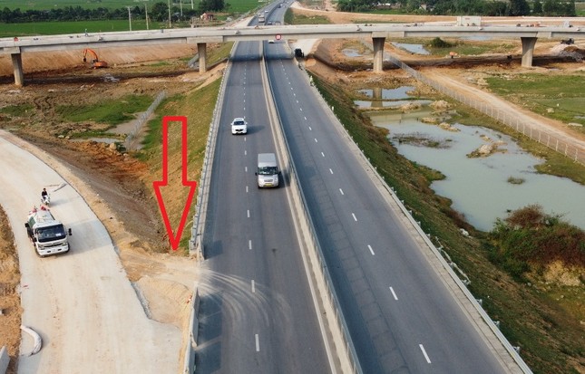 Cao tốc Mai Sơn - QL45 nhiều bất cập hạ tầng và nguy cơ tai nạn ảnh 10