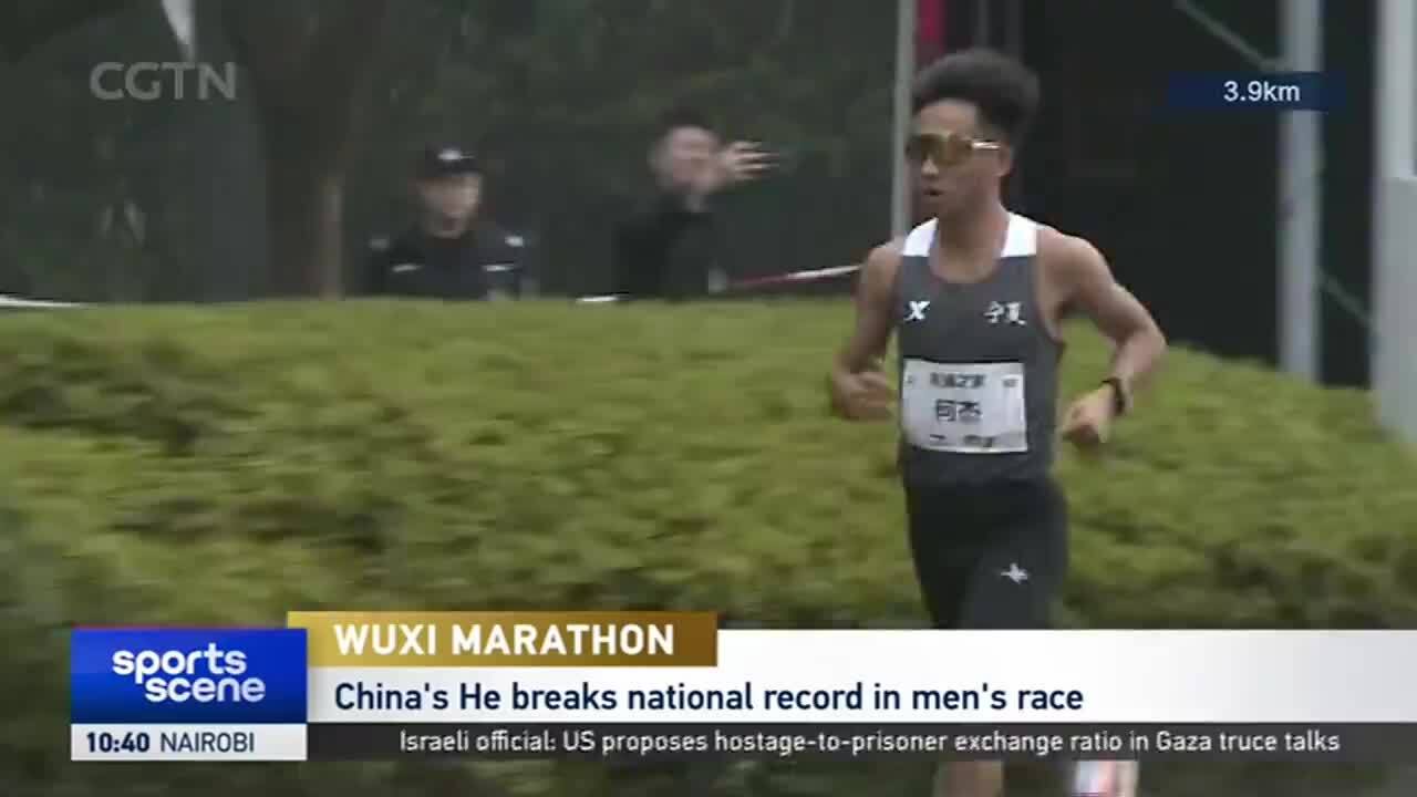 He Jie lập kỷ lục marathon Trung Quốc với 2 giờ 6 phút 57 giây