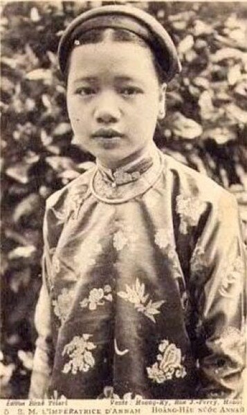 Chiêm ngưỡng nhan sắc bà hoàng, công chúa nổi tiếng nhất triều Nguyễn - Ảnh 1.