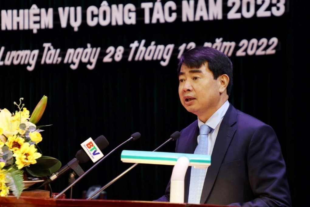Một bí thư huyện ở Bắc Ninh bị kỷ luật do vi phạm trong quản lý đất đai - 1