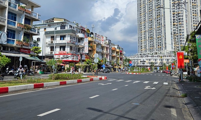 Hiện trạng đường Tạ Quang Bửu đoạn qua phường 4, quận 8, sau khi hoàn thành mở rộng: Ảnh: Hạ Giang