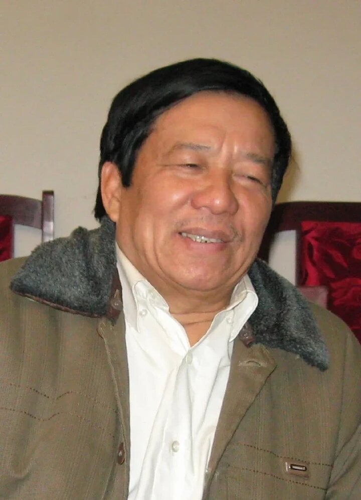 Nhà văn Đào Thắng.