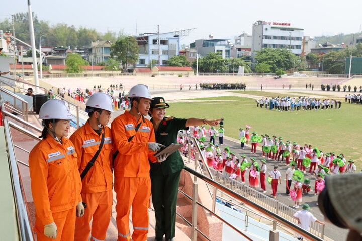 Sẵn sàng phương án đảm bảo điện phục vụ Kỷ niệm 70 năm chiến thắng Điện Biên Phủ - 2