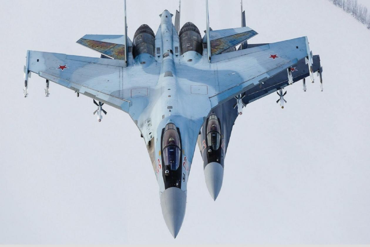 Thế giới - Đúng như kế hoạch, quân đội Nga đã nhận lô tiêm kích “sát thủ” Su-35S (Hình 2).