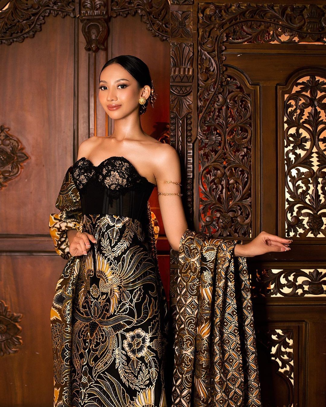 Người đẹp Indonesia gây chú ý ở Hoa hậu Quốc tế 2024 ảnh 15