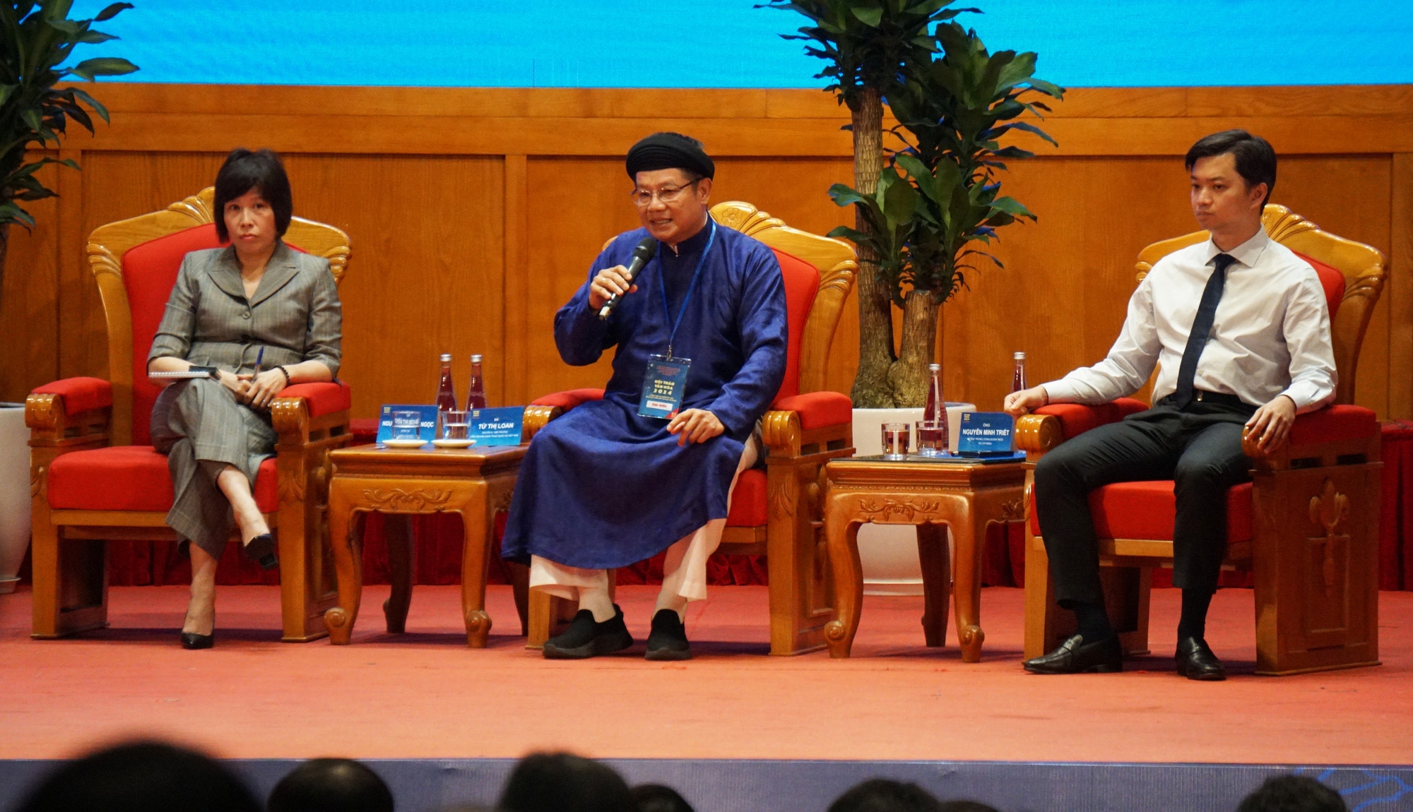 Giám đốc Sở Văn hóa và Thể thao tỉnh Thừa Thiên Huế Phan Thanh Hải chia sẻ những khó khăn trong cơ chế chính sách về thuê đất trong phát triển bảo tàng tư nhân - Ảnh: T. THẮNG
