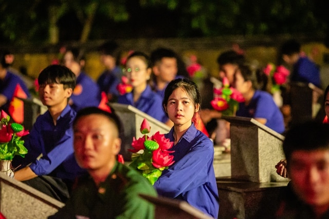 "Khoảng trời hố bom" – ký ức những ngày xẻ dọc Trường Sơn đi cứu nước - Ảnh 4.