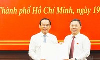 Điều động Phó Chủ tịch UBND TPHCM làm Bí thư Quận ủy