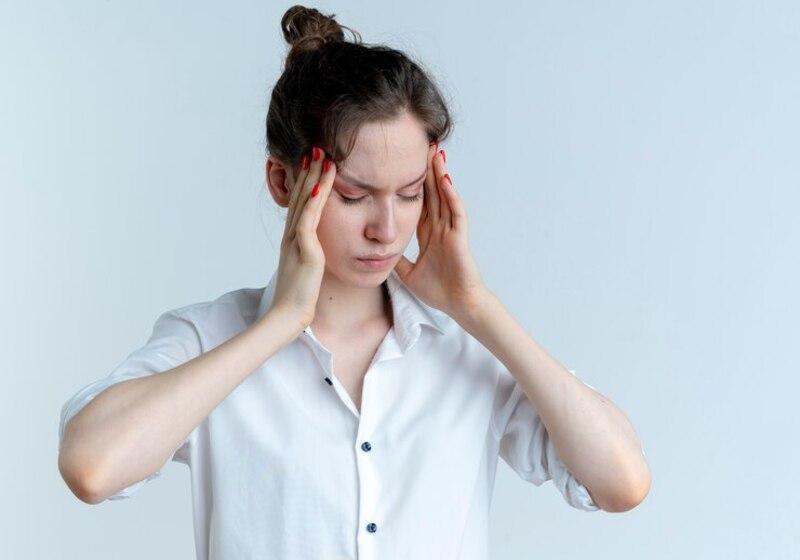 Bệnh nhân thường cảm thấy đau đầu dù sử dụng thuốc giảm đau liều cao