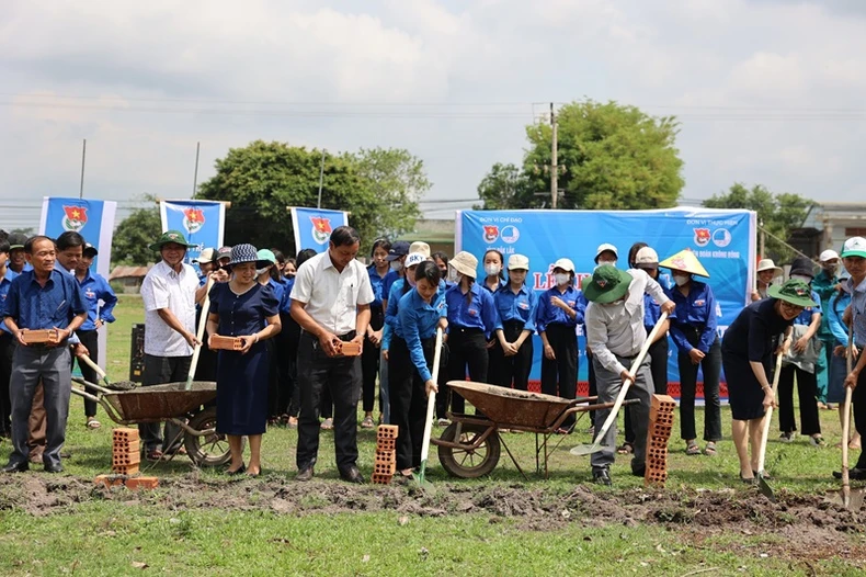 Tuổi trẻ Đắk Lắk ra quân Chiến dịch Thanh niên tình nguyện hè 2024 ảnh 6