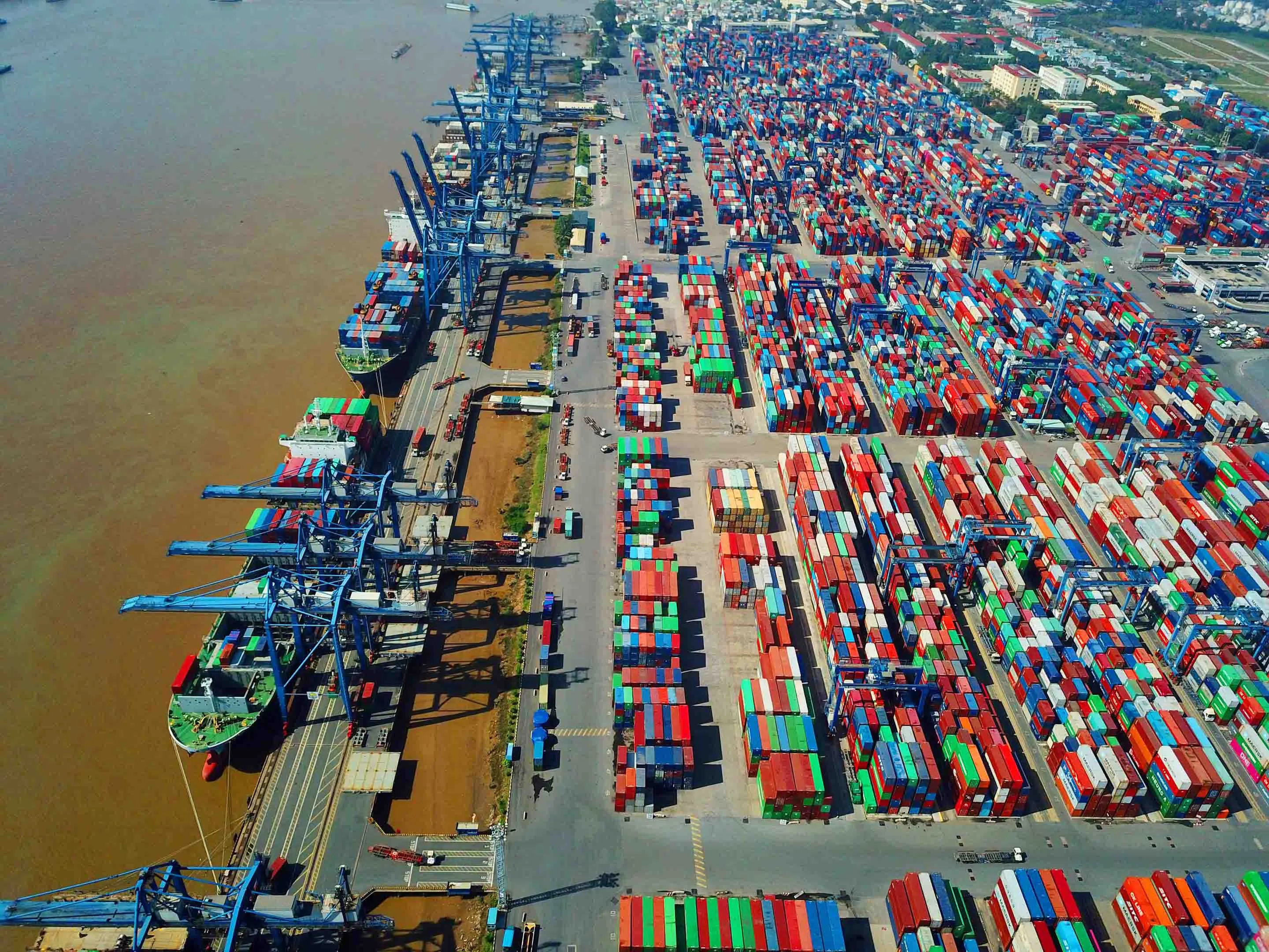 Cơ hội lớn cho cảng biển TP.HCM- Ảnh 1.