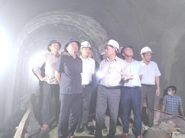 Cục trưởng Đường sắt Việt Nam nói về nguyên nhân sạt hầm Chí Thạnh ảnh 1