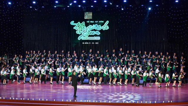 Trình diễn 22 tác phẩm tại hòa nhạc "Việt Nam thương mến 2024" - Ảnh 1.
