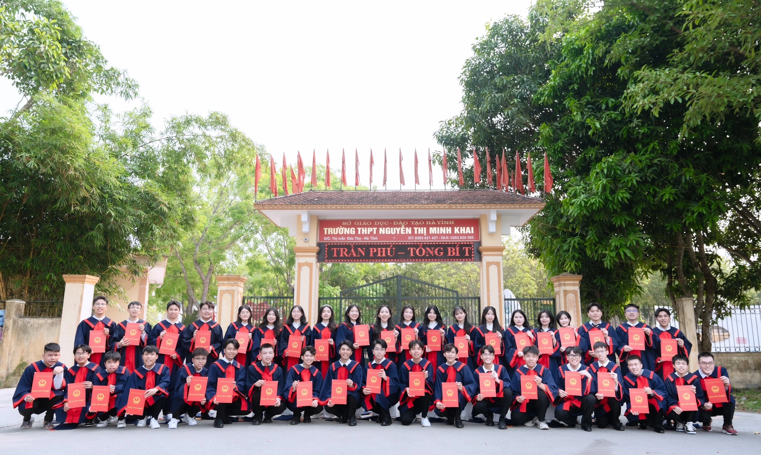 Nam sinh 'trường làng' duy nhất ở Hà Tĩnh được tuyển thẳng đại học- Ảnh 2.