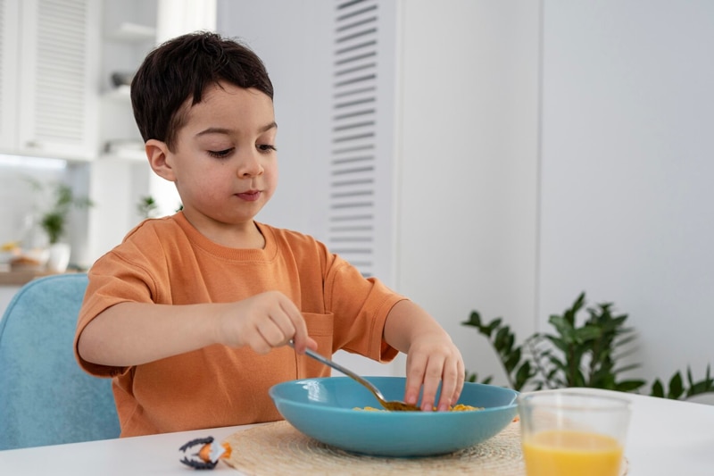 Trẻ chậm tăng cân do chế độ dinh dưỡng bất hợp lý