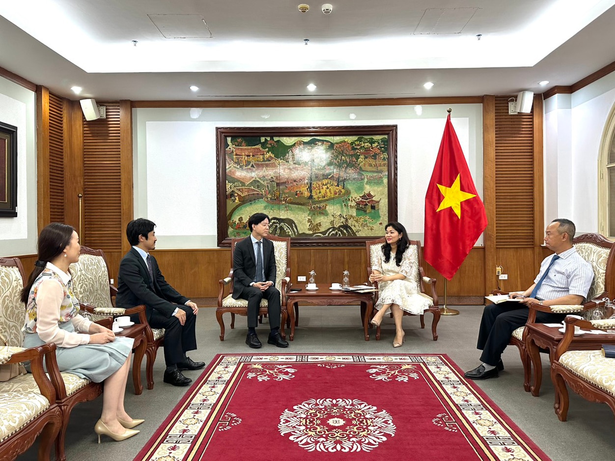 Tăng cường giao lưu văn hóa, giao lưu nhân dân giữa Việt Nam và Nhật Bản thông qua phối hợp hoạt động với Trung tâm Giao lưu Văn hóa Nhật Bản tại Việt Nam - Ảnh 1.