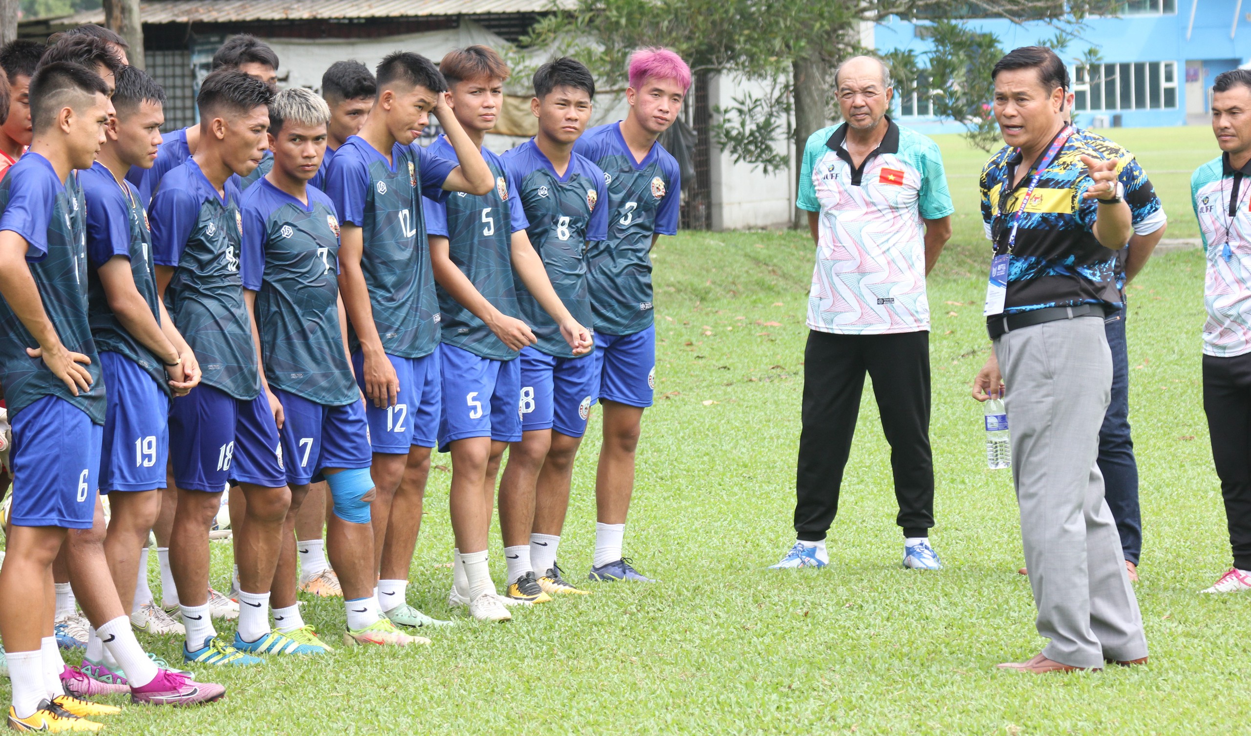 Đội tuyển chọn sinh viên Việt Nam 'đại chiến' Thái Lan trận mở màn giải châu Á- Ảnh 4.