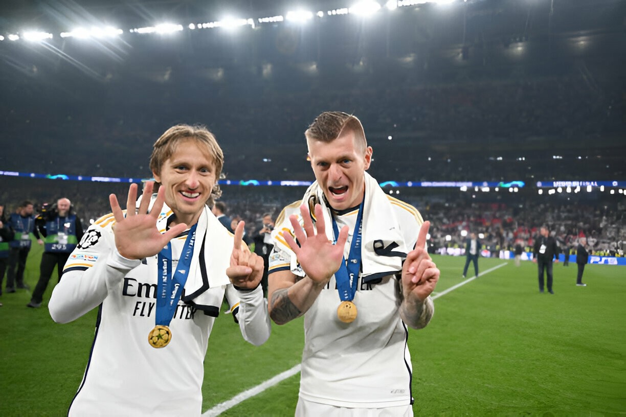 'Biển người' chứng kiến ngày cuối Kroos khoác áo Real Madrid ảnh 6