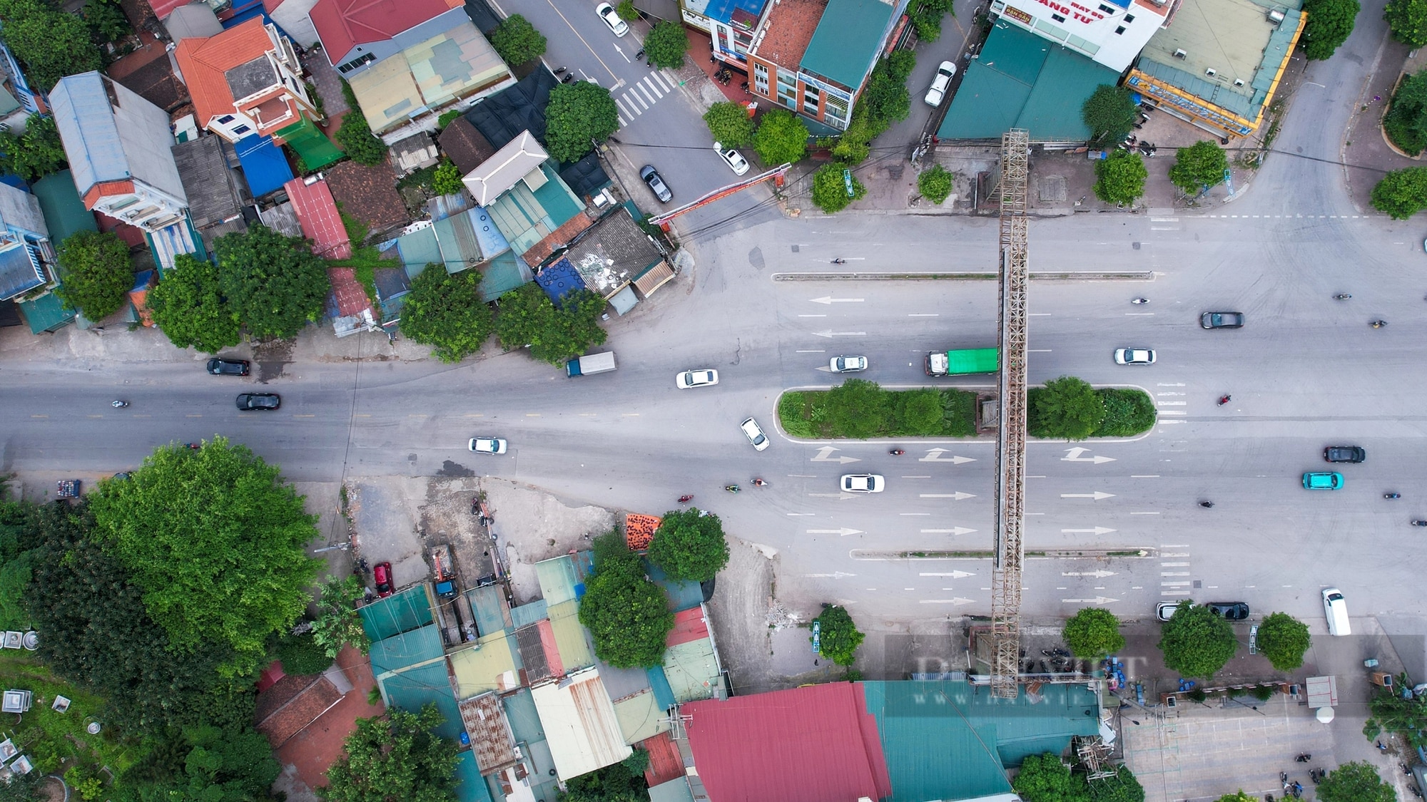 Hiện trạng tuyến đường được Hà Nội đầu tư hơn 8.100 tỷ đồng để mở rộng lên 60 mét- Ảnh 11.