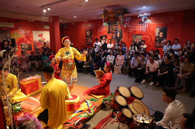 Trải nghiệm văn hóa Tín ngưỡng thờ Mẫu tại Bảo tàng Phụ nữ Việt Nam - Ảnh 3.