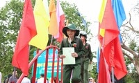 Chiến sĩ 'nhí' Đà Nẵng hào hứng 'nhập ngũ' Học kỳ trong quân đội