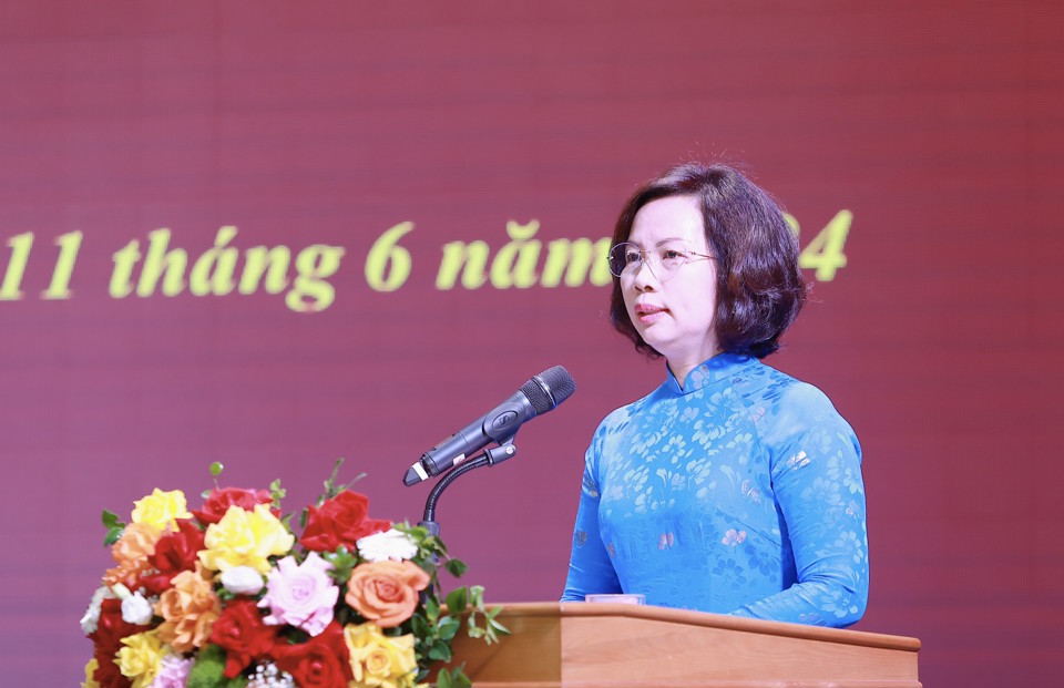 Bí thư Quận ủy Thanh Xuân Bùi Huyền Mai phát biểu tại hội nghị