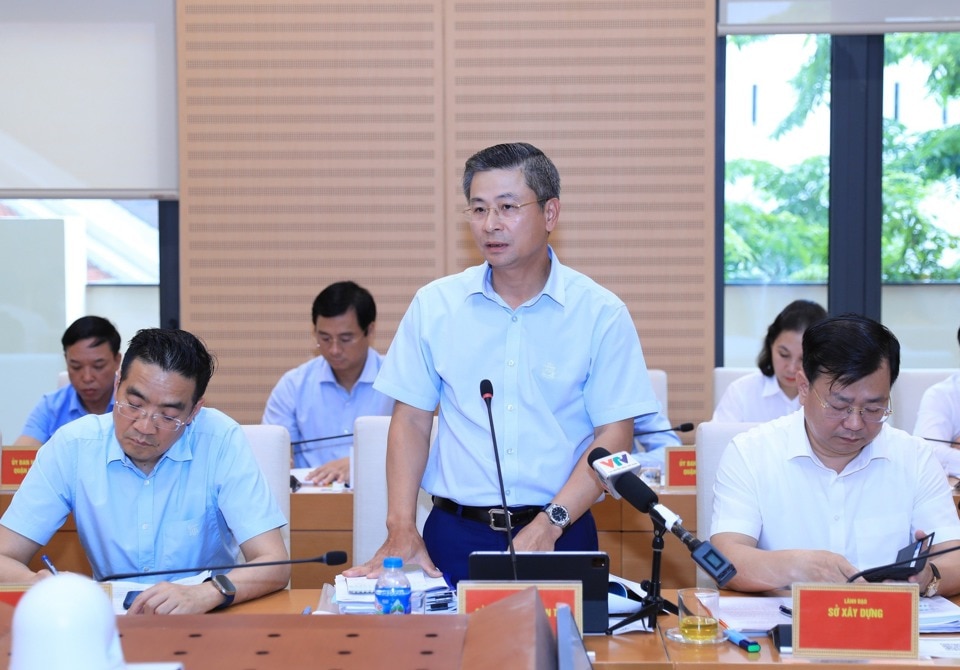    Giám đốc Sở Giao thông Vận tải Nguyễn Phi Thường cho biết, theo quy hoạch giao thông tĩnh, Hà Nội có 1.620 bãi đỗ xe, hiện đã đầu tư và đưa vào khai thác 72 bãi đỗ xe hoạt động