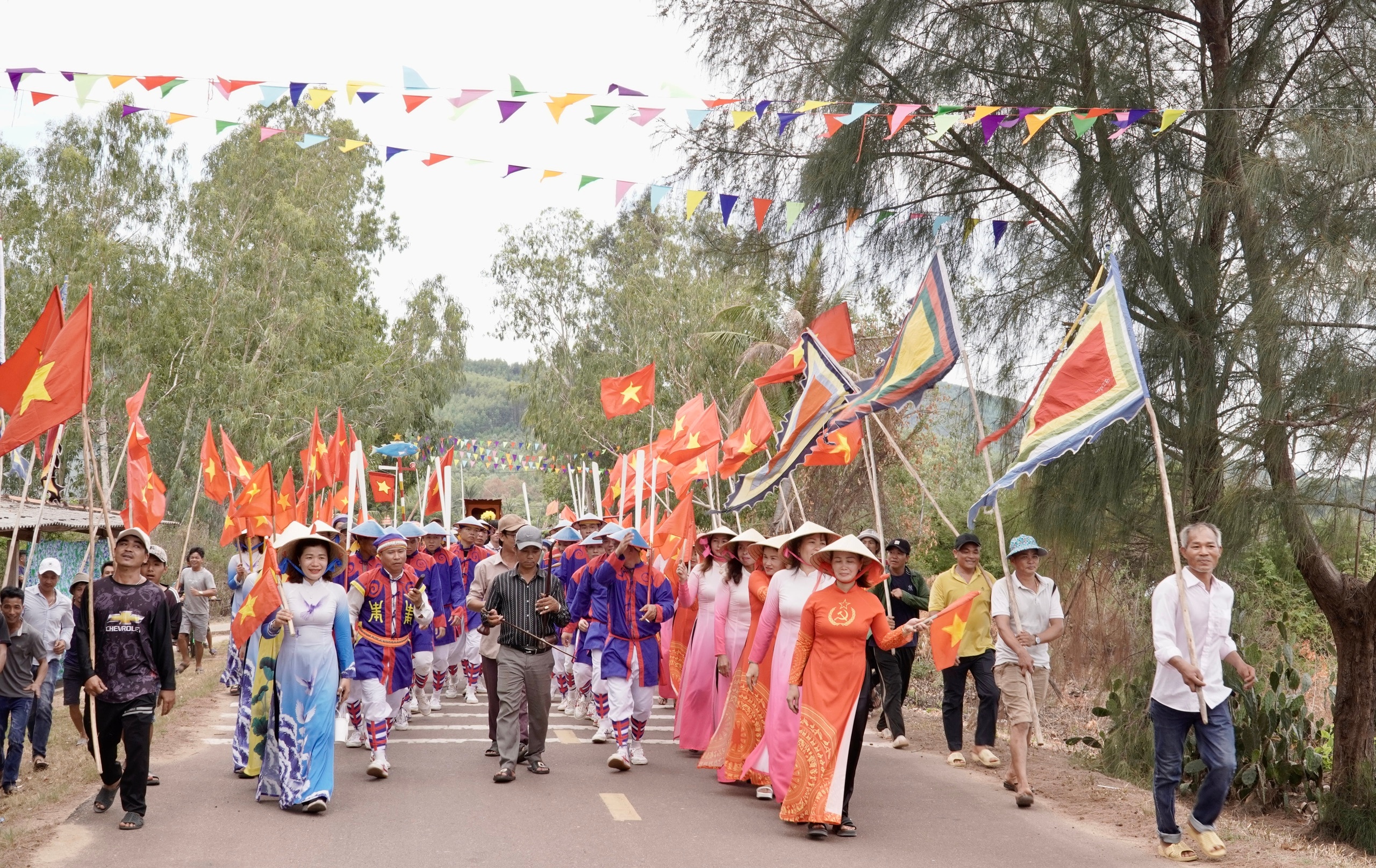 Lễ hội Cầu ngư Lộ Diêu: Sức sống văn hóa biển của người Việt- Ảnh 2.