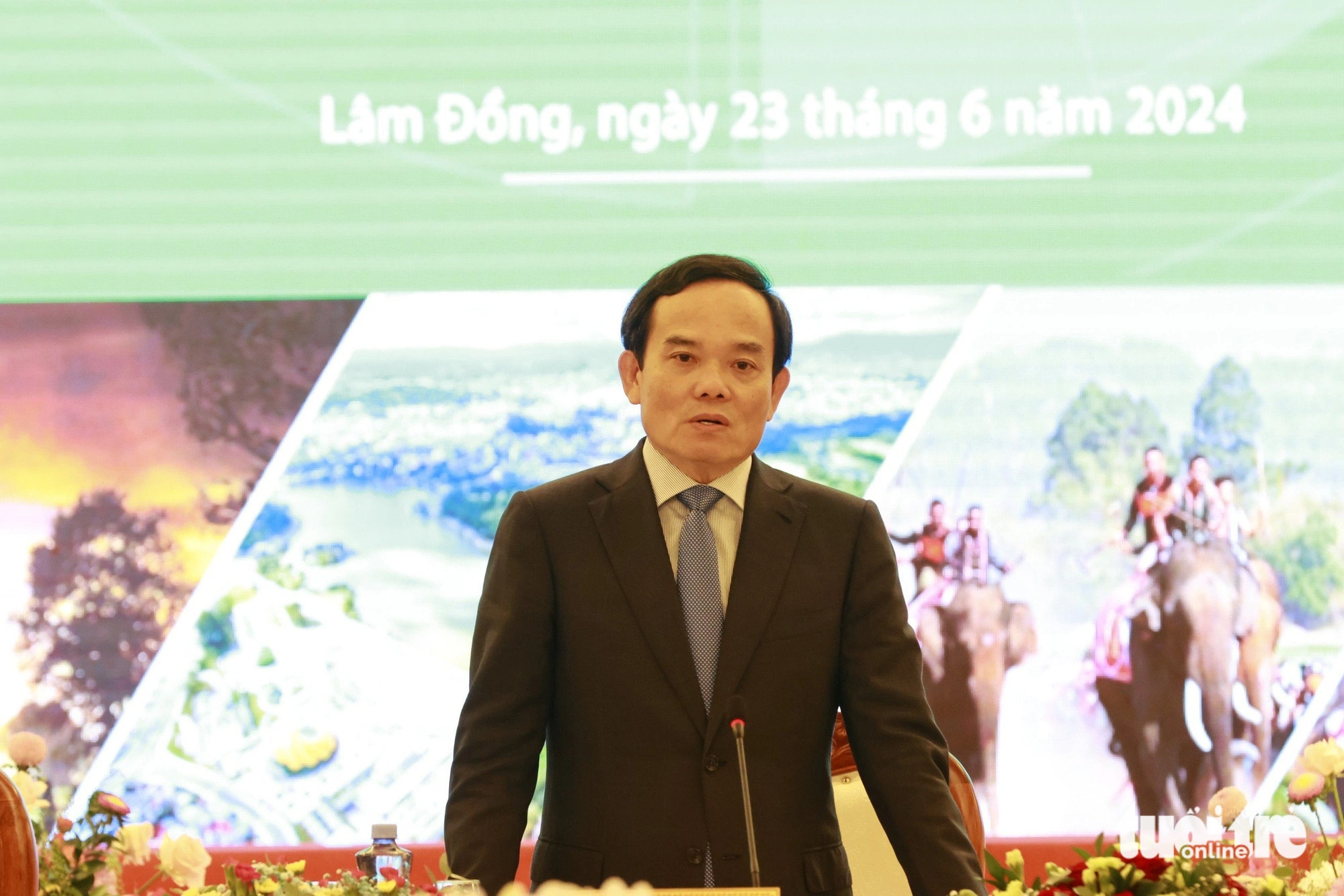 Phó thủ tướng Trần Lưu Quang yêu cầu gấp rút rà soát Quyết định 866, nếu vướng Luật Khoáng sản thì kiến nghị sửa đổi - Ảnh: M.V.