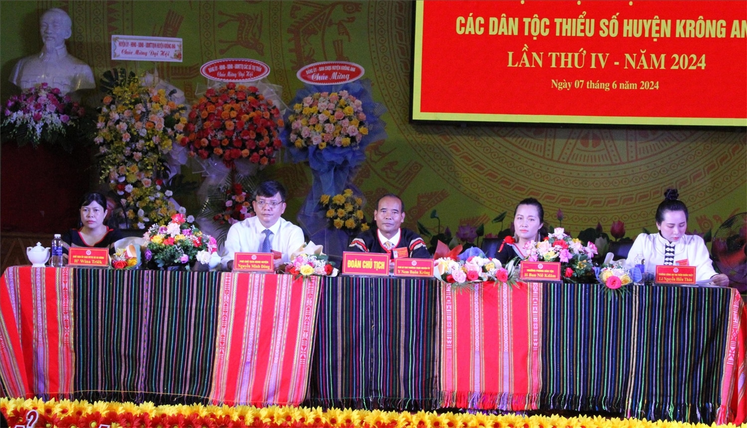 Huyện Krông Ana tổ chức thành công Đại hội Đại biểu các DTTS lần thứ IV, thông qua Quyết tâm thư đại hội với 11 chỉ tiêu trong giai đoạn mới