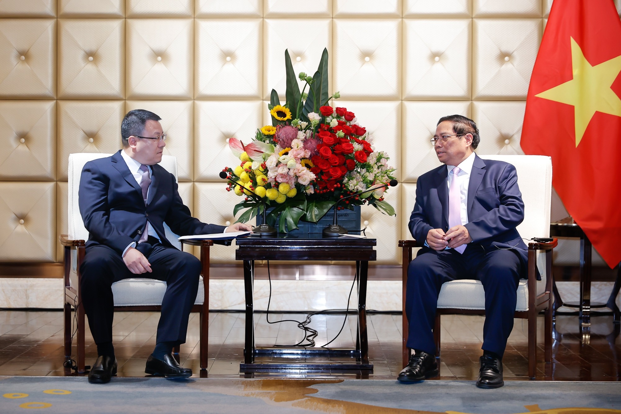 Gặp doanh nghiệp Trung Quốc, Thủ tướng Phạm Minh Chính nói rõ tầm nhìn phát triển đường sắt- Ảnh 2.