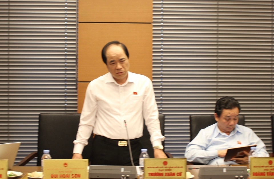 Đồng tình với Tờ trình của Chính phủ, đại biểu Trương Xuân Cừ cũng cho rằng, phương án tăng 30% lương cơ sở là rất hợp lý