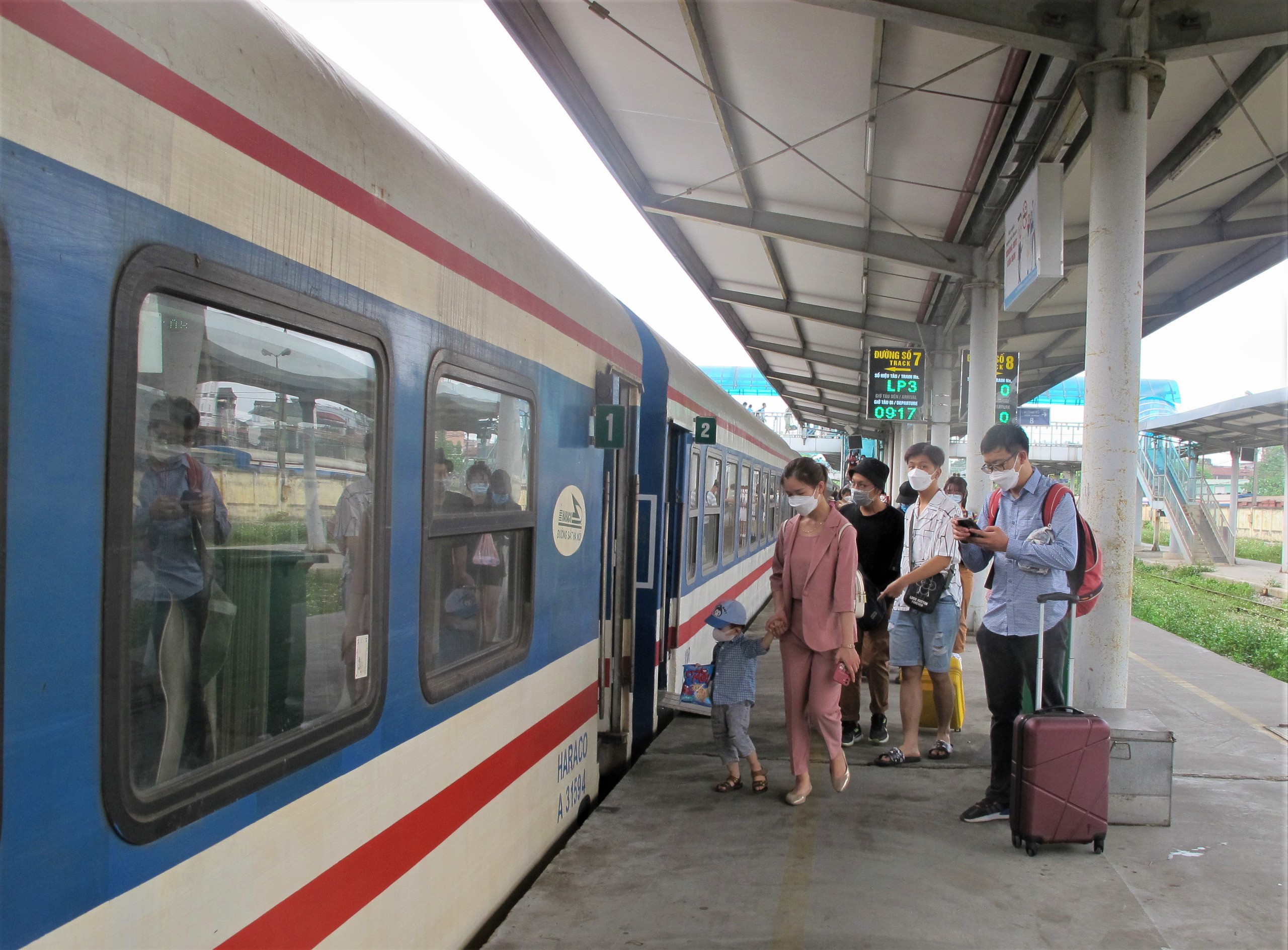 Thủ tướng phê duyệt Đề án cơ cấu lại TCT Đường sắt VN đến 2025- Ảnh 2.